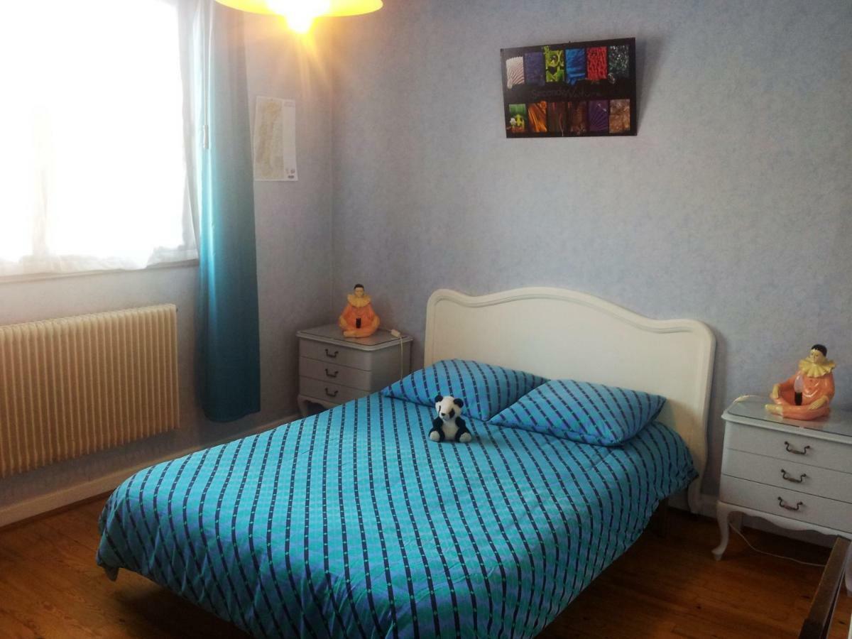 Chambres D'Hotes Et Gite Chez Martine Barr Bagian luar foto
