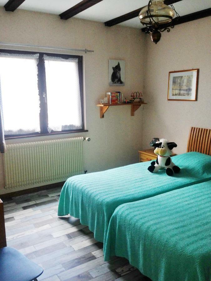 Chambres D'Hotes Et Gite Chez Martine Barr Bagian luar foto